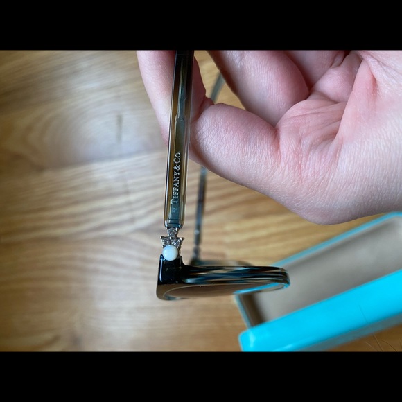 Tiffany Eyeglasses - Picture 6 of 9